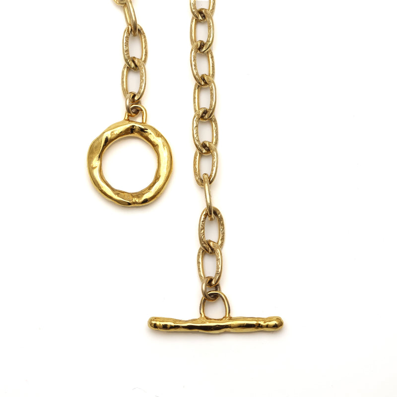 Hoop and toggle from the Vires bracelet in gold vermeil by Bexon Jewelry