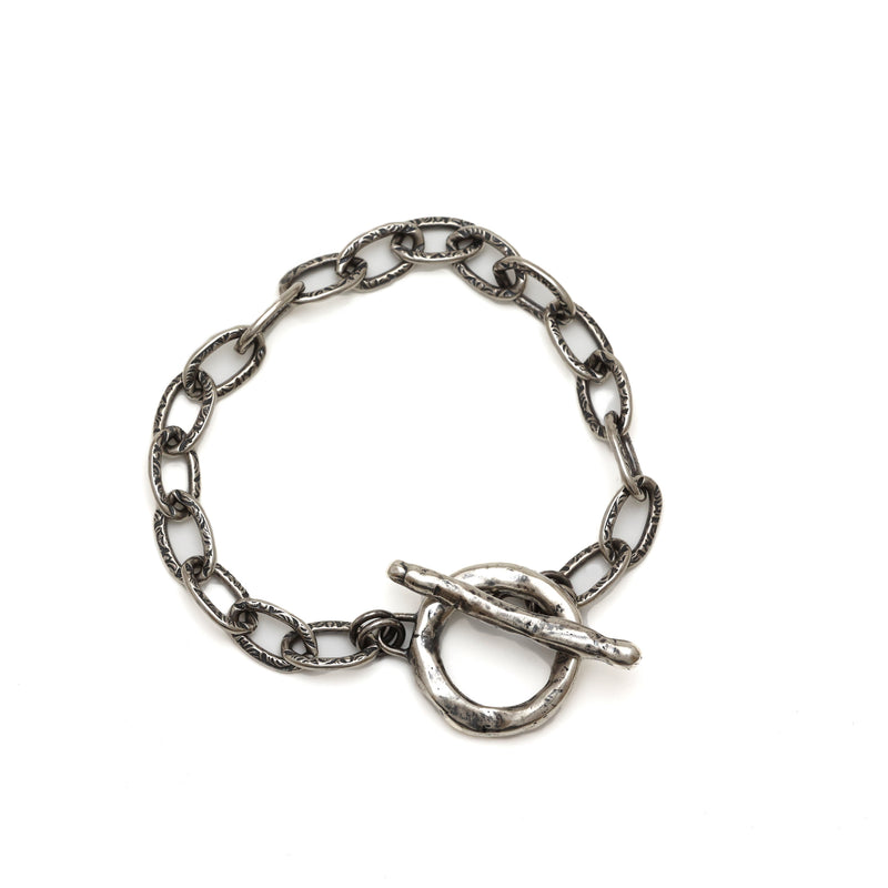 Vires toggle bracelet in recycled sterling silver by Bexon Jewelry